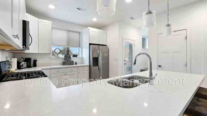 1428 E Komenda Way #1428 - Photo 2 of 31