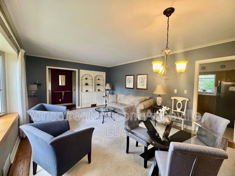 900 Hebron Rd - Photo 6 of 34