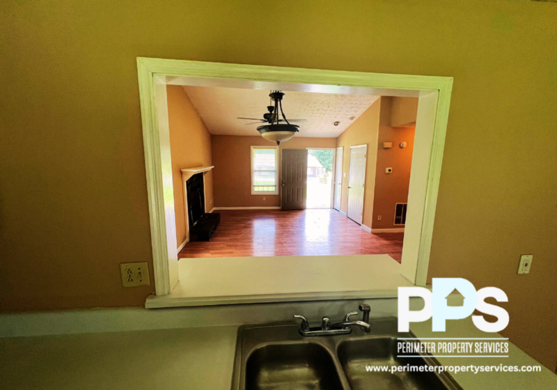 5758 Williamsburg Trce - Photo 3 of 12