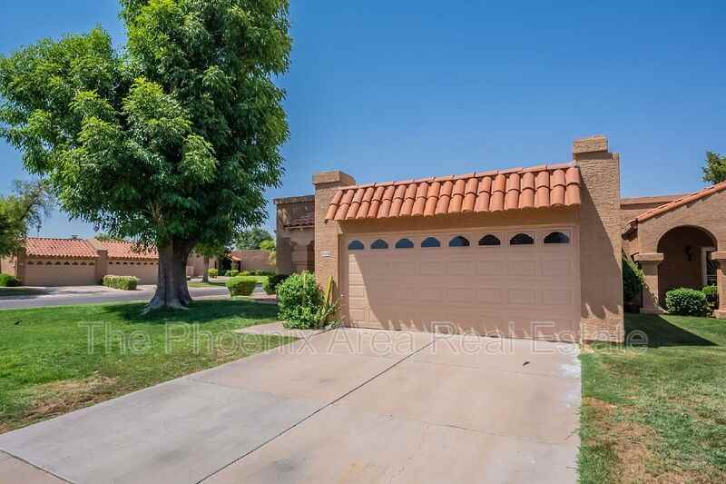 9128 E Gelding Dr - Photo 5 of 38
