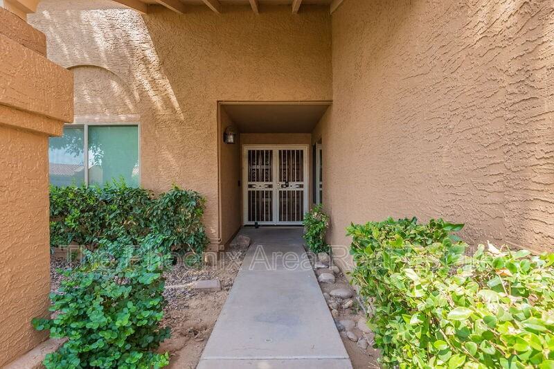 9128 E Gelding Dr - Photo 6 of 38