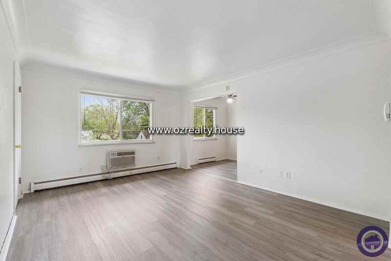 1733 Christian Ave #5 - Photo 3 of 19