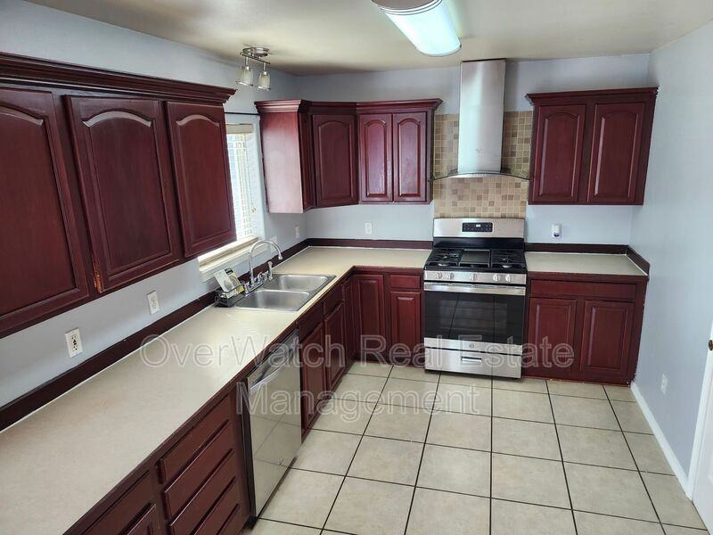 6922 Gold Kings Ave #A - Photo 2 of 29