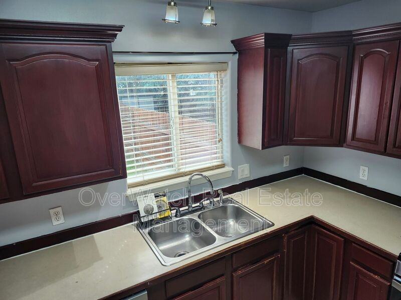 6922 Gold Kings Ave #A - Photo 4 of 29