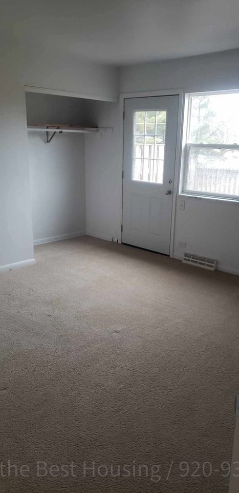 585 Edgewood Dr #3 - Photo 5 of 8