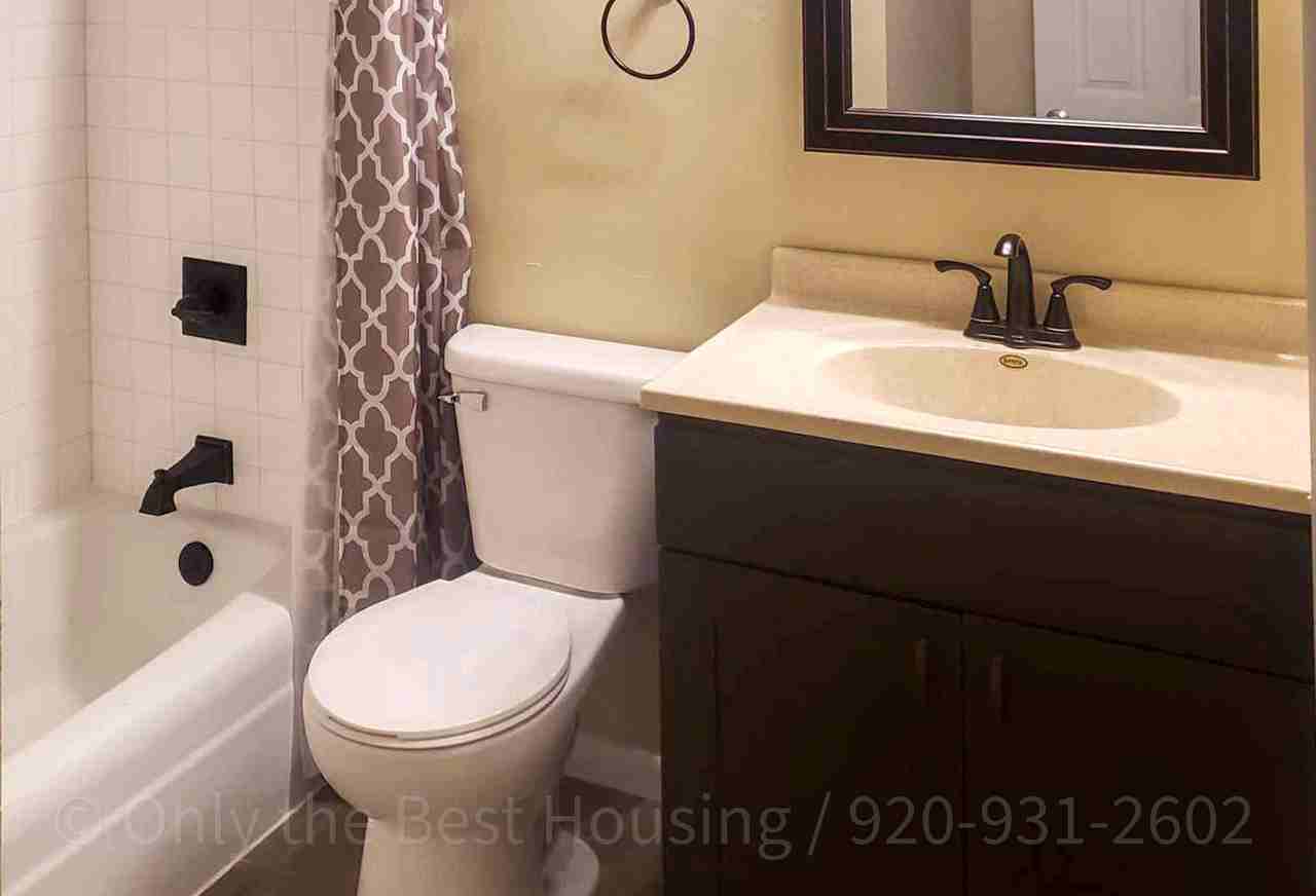 585 Edgewood Dr #3 - Photo 7 of 8