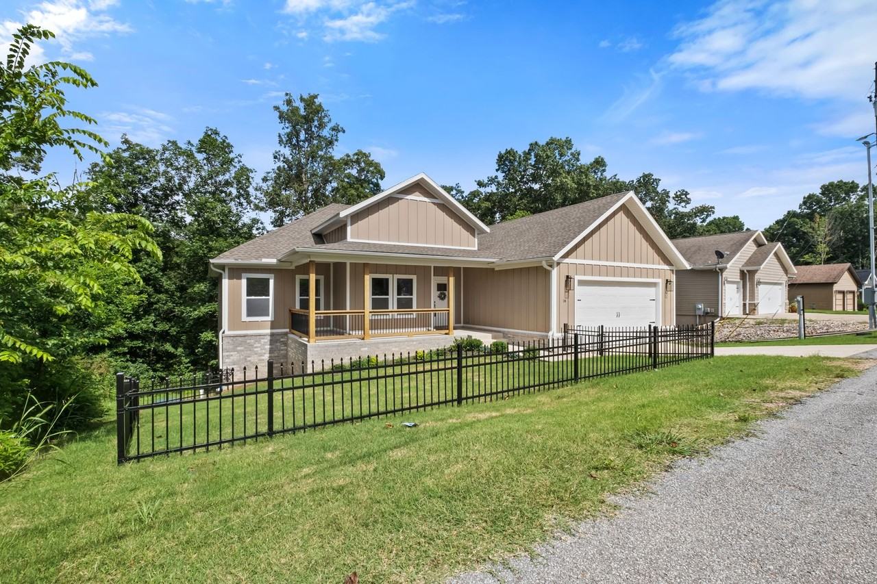 14 Marionet Cir - Photo 4 of 31