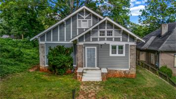 featured image of 978 Hank Aaron Dr Se