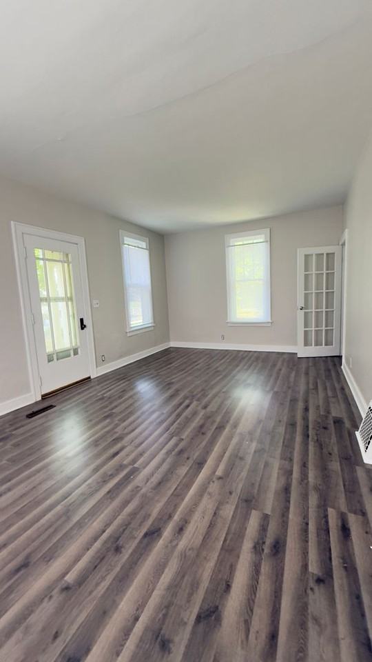 608 Perrin Ave - Photo 3 of 19