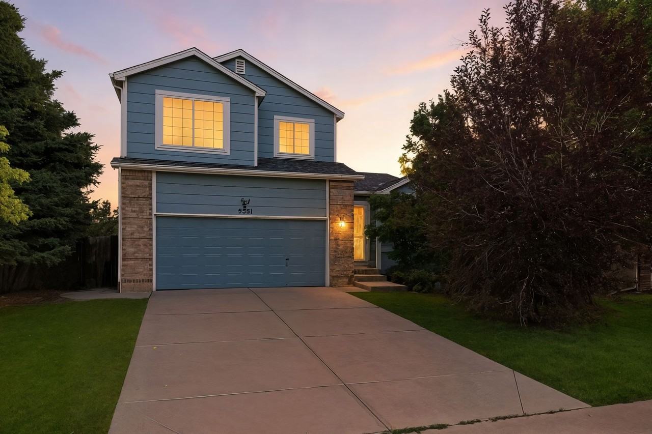 5551 S Yakima St - Photo 2 of 35