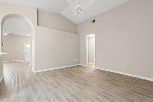 6408 Beaver Way - Photo 7 of 28