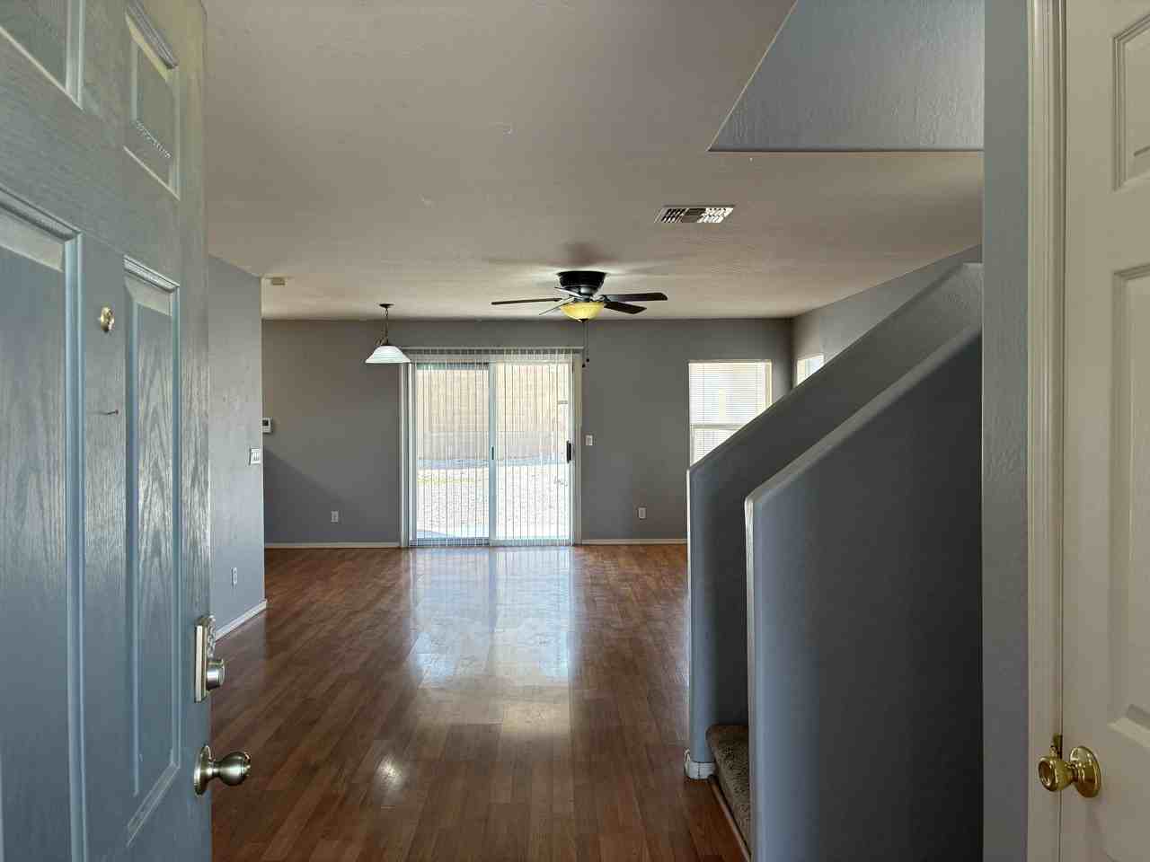 22372 W Cantilever Ct - Photo 2 of 39