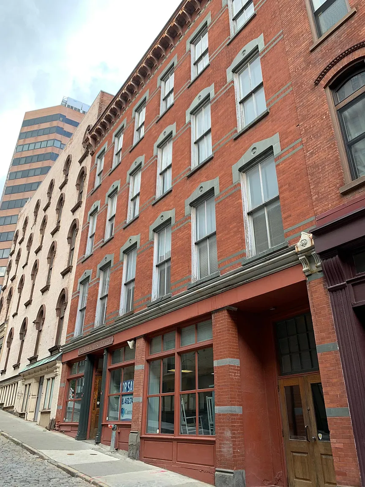 37 Maiden Ln #2B - Photo 3 of 10