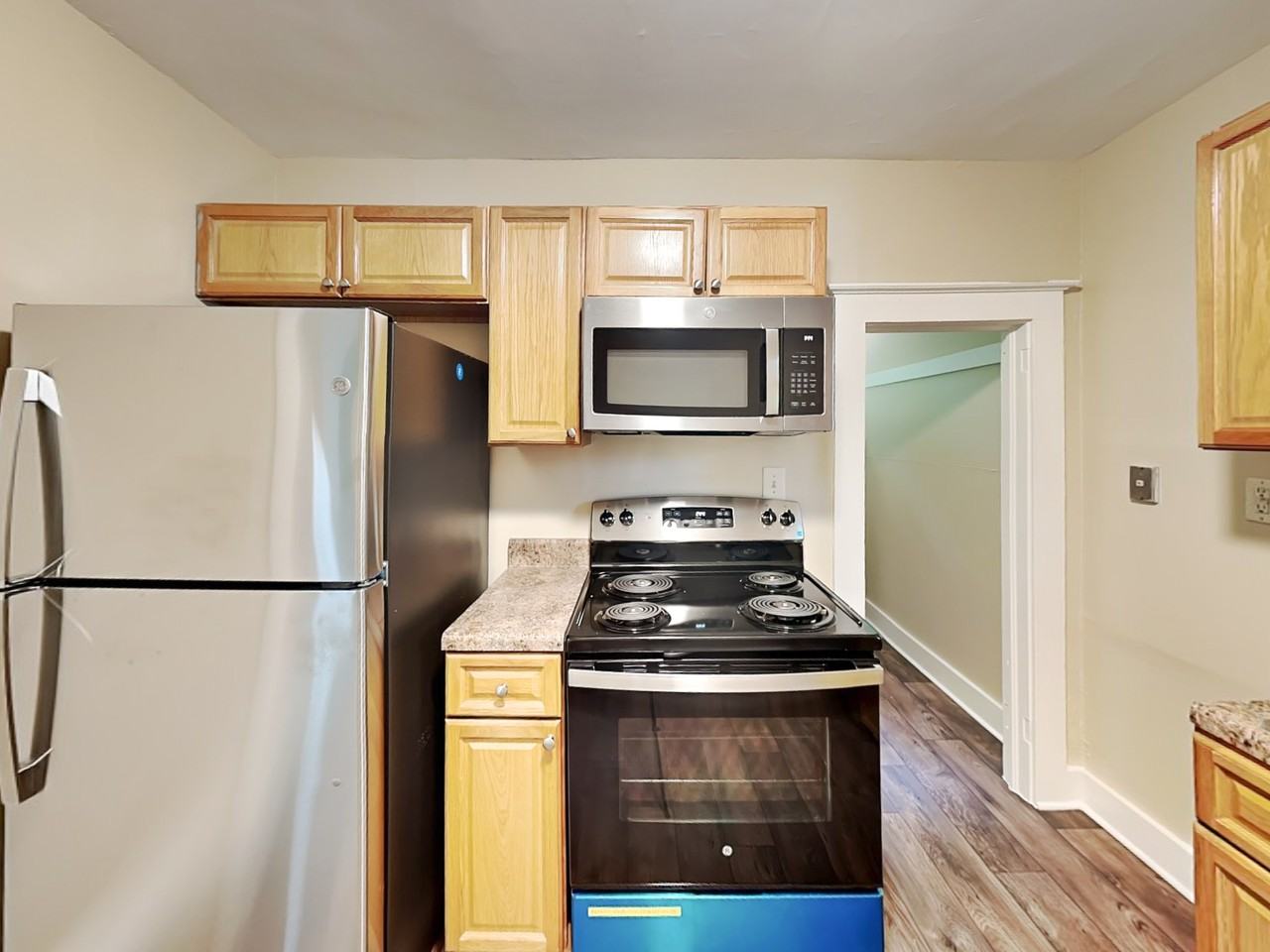 2497 Lakewood Ave Sw - Photo 5 of 17