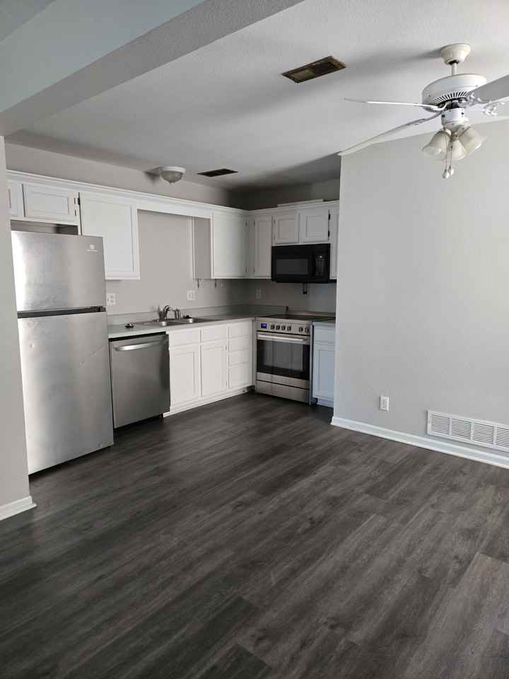 1305-1307 Toulouse St - Photo 5 of 16