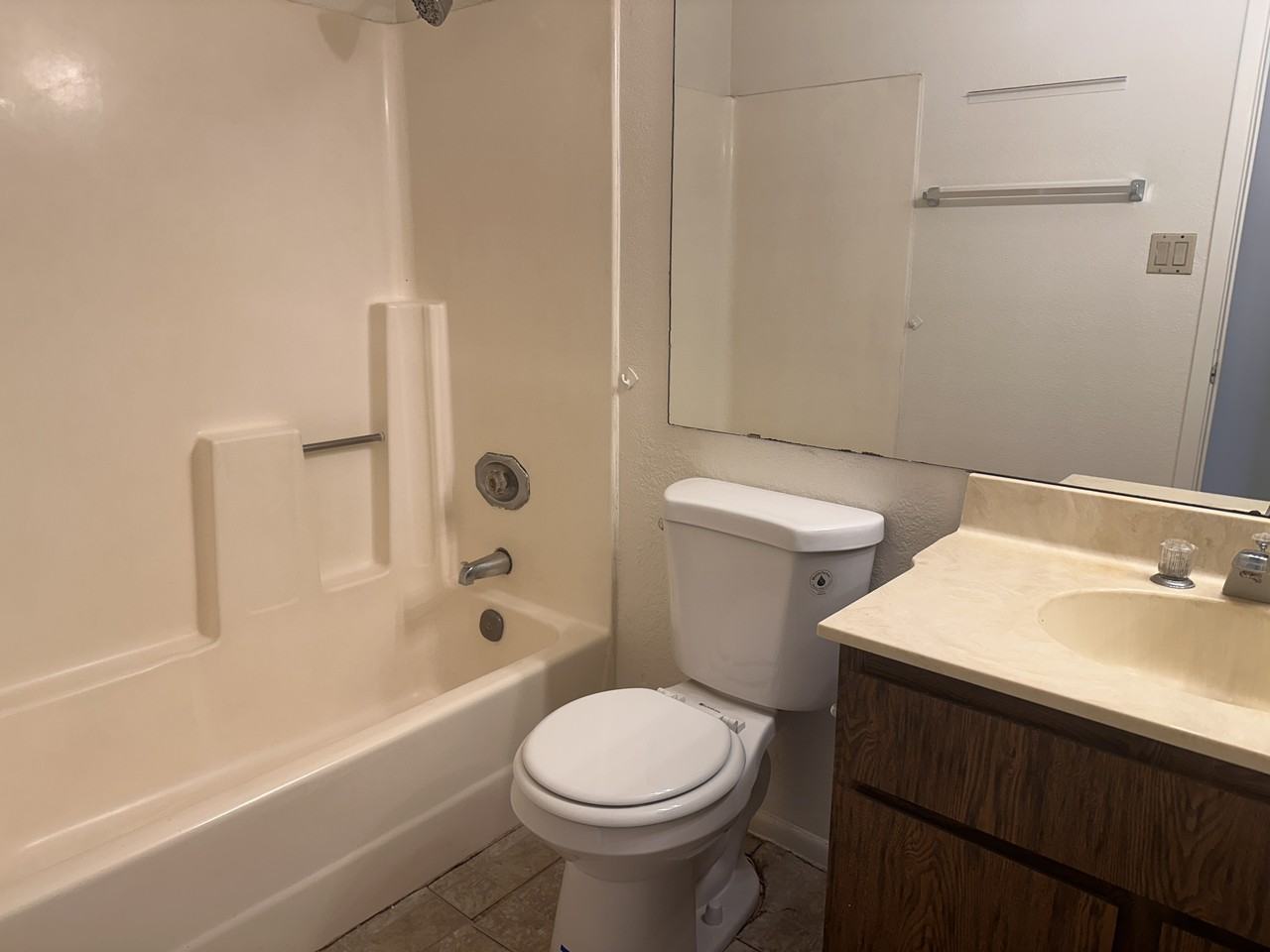 14013 N 54th Dr - Photo 7 of 13