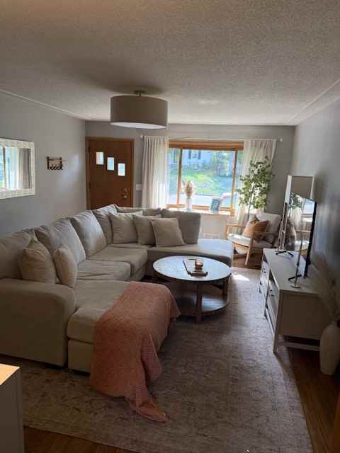 6939 Washburn Ave S - Photo 2 of 16