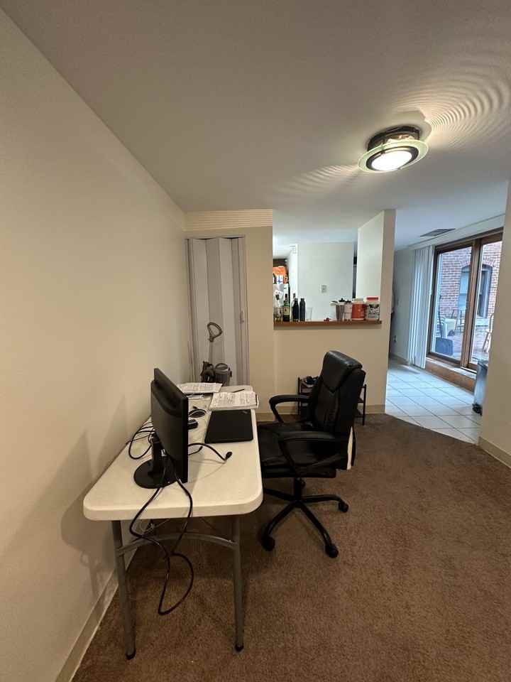 Gainsborough St #006W - Photo 2 of 9