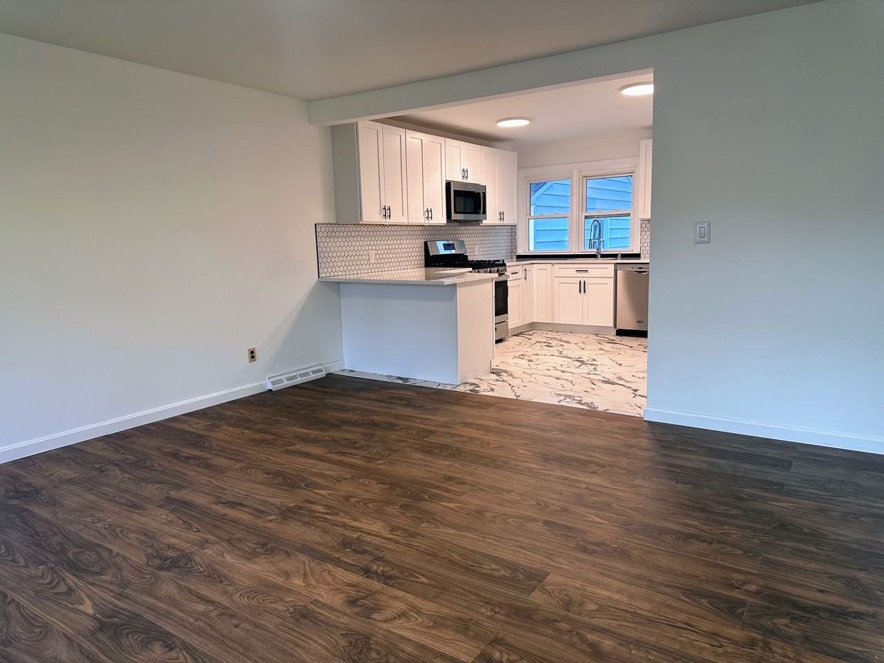 17 Bridle Path #NA - Photo 2 of 13