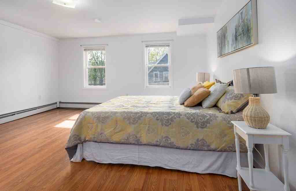 7 Florence St #2 - Photo 4 of 11