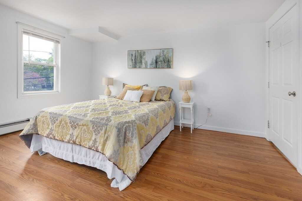 7 Florence St #2 - Photo 5 of 11