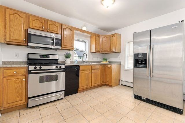 7 Florence St #2 - Photo 2 of 11