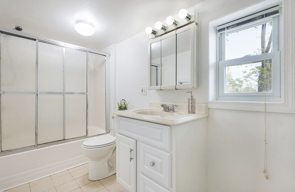 7 Florence Street - Photo 3 of 11