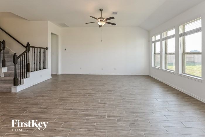 9611 Pleasant Way - Photo 3 of 15