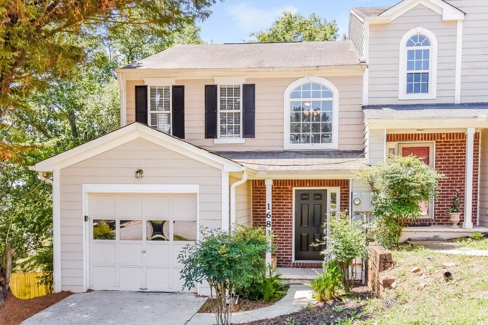 1683 Barrington Overlook