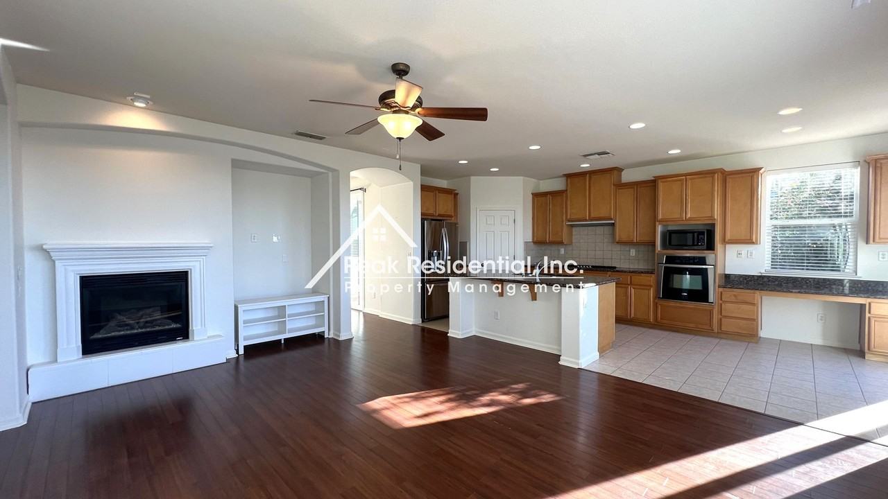 2065 Larkstone Pl - Photo 2 of 30