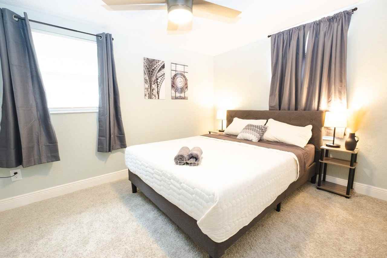 3007 E 21st Ave #1244369P - Photo 5 of 48