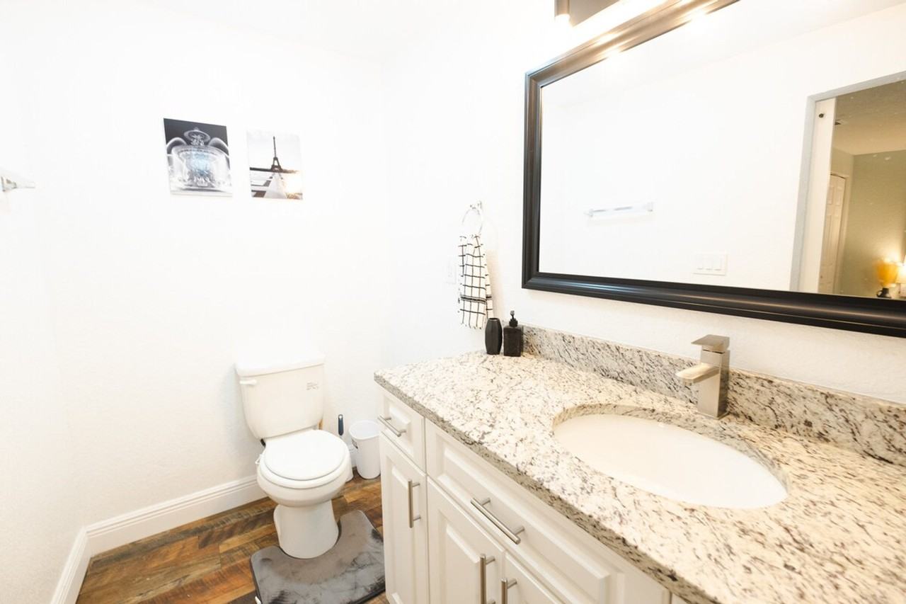 3007 E 21st Ave #1244369P - Photo 3 of 48