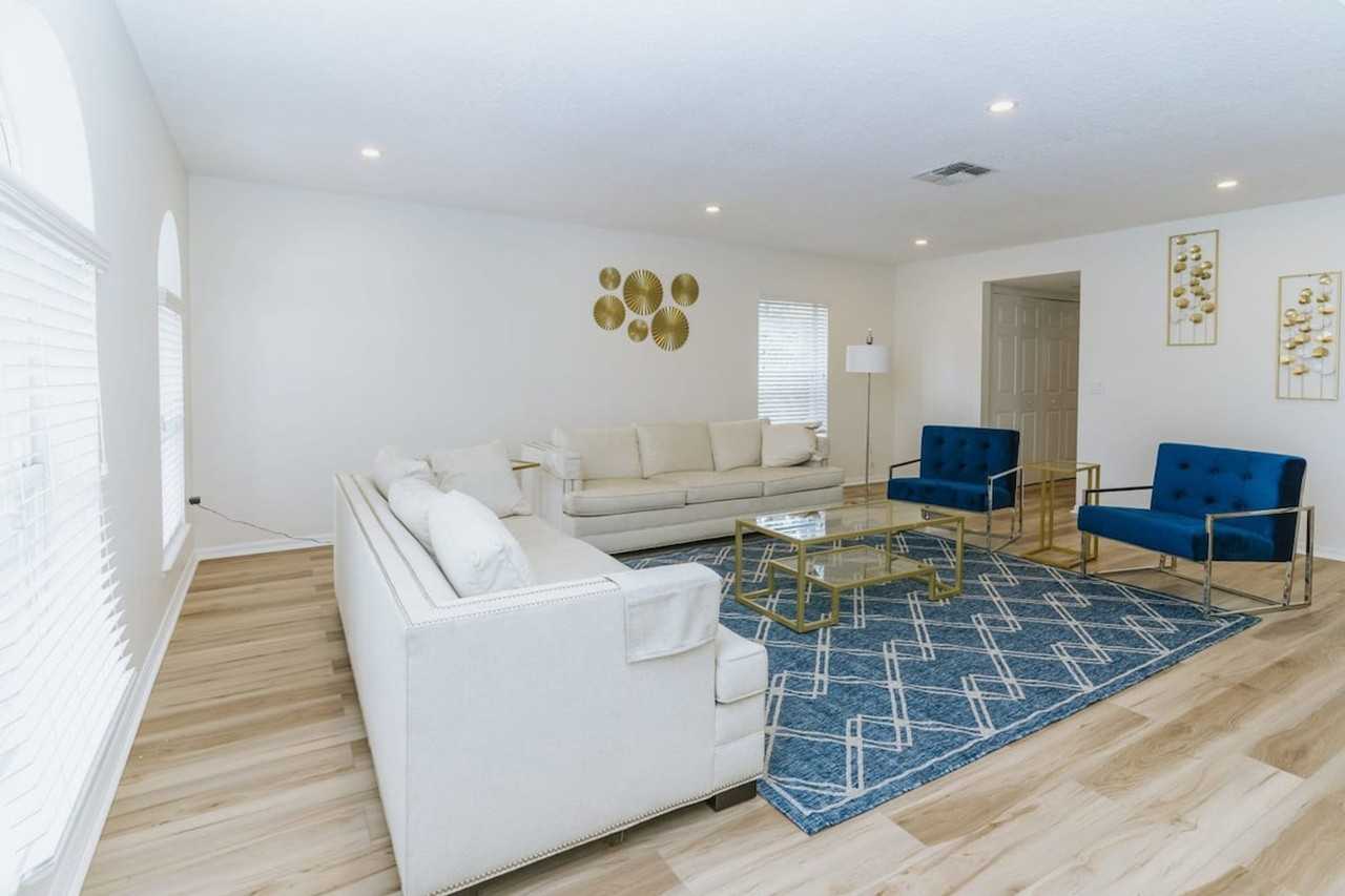 25 Prince John Ln #1252443P - Photo 4 of 39