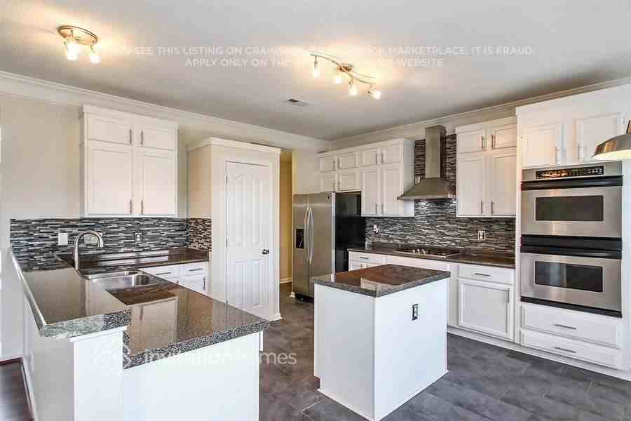 114 Elrosa Rd - Photo 4 of 14
