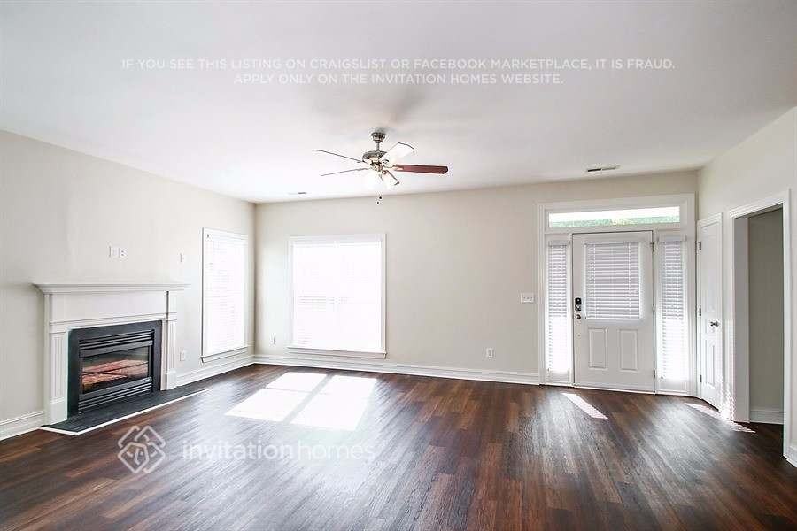 20229 Colony Point Ln - Photo 3 of 14