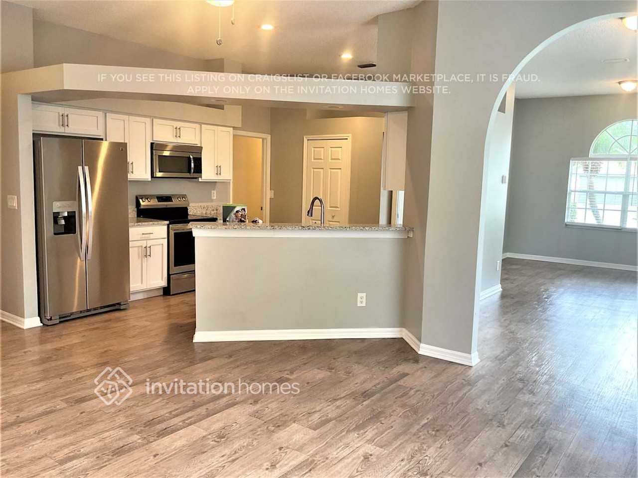 3037 Sebastian Ln - Photo 3 of 15