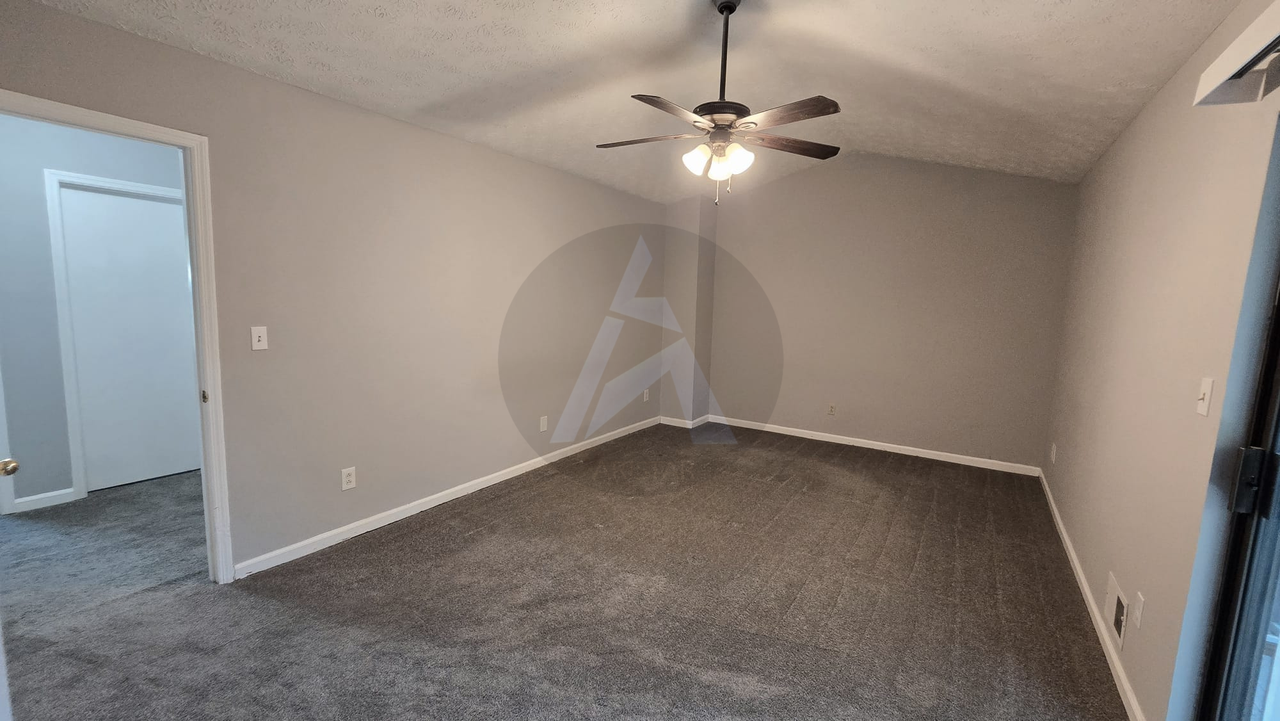 180 Moonshadow Ct - Photo 6 of 30