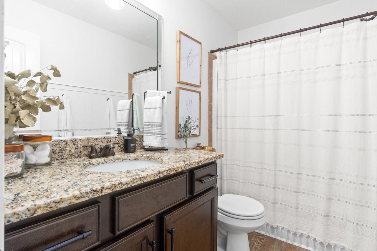 649 Fox Hound Dr - Photo 2 of 35