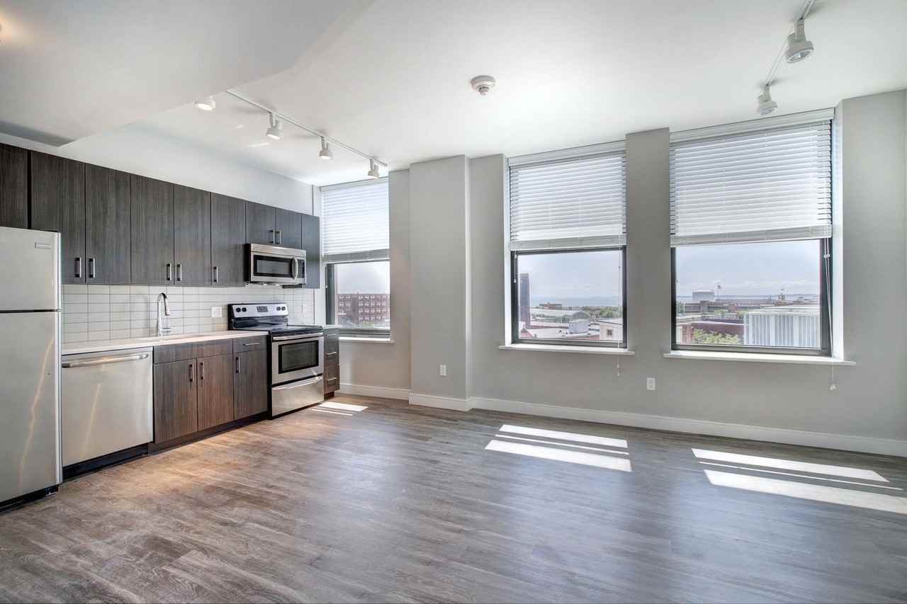 23 Central Ave - Photo 6 of 19
