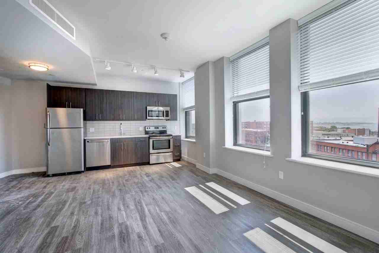 23 Central Ave - Photo 7 of 19