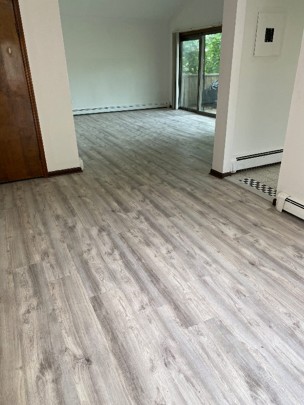 350 E Harriet Ave - Photo 3 of 4