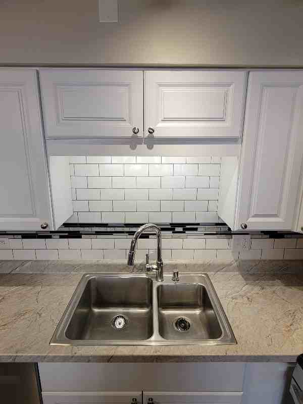 707 Lake St - Photo 3 of 19