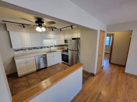 featured image of 707 Lake St