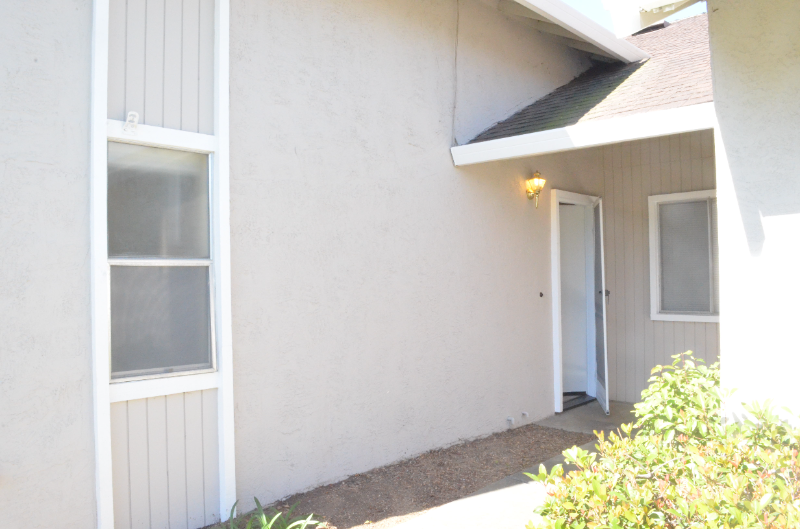 759 Valley Green Dr - Photo 2 of 20