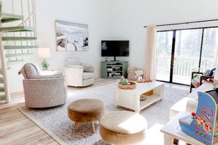 1095 Plantation Dr W - Photo 1 of 1