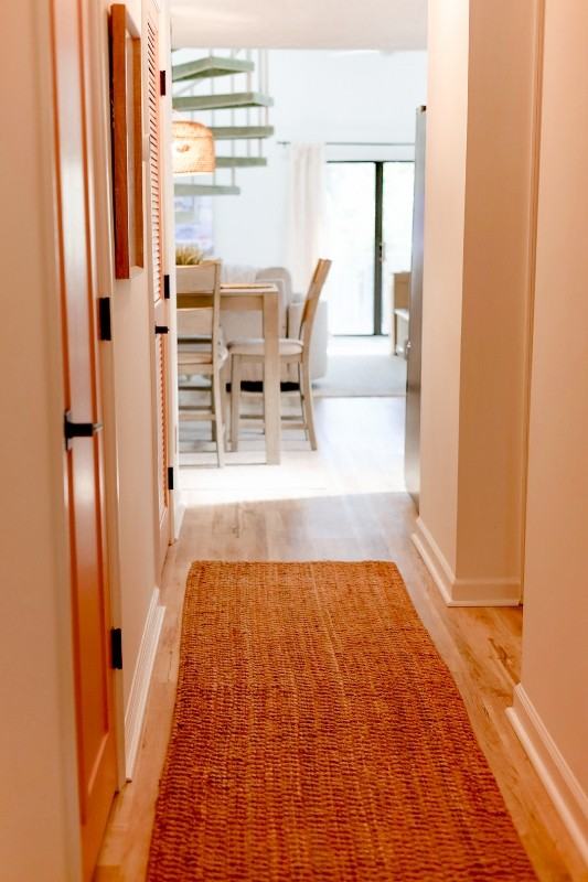 1095 Plantation Dr W - Photo 4 of 27