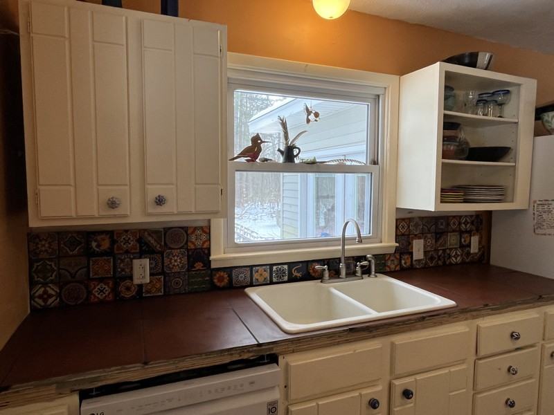 432 Wiscasset Rd - Photo 2 of 7
