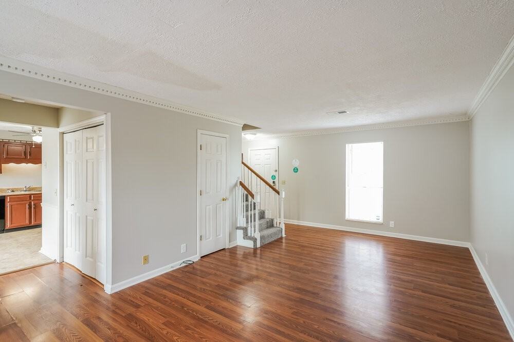 1124 Jacksons Valley Rd - Photo 6 of 19