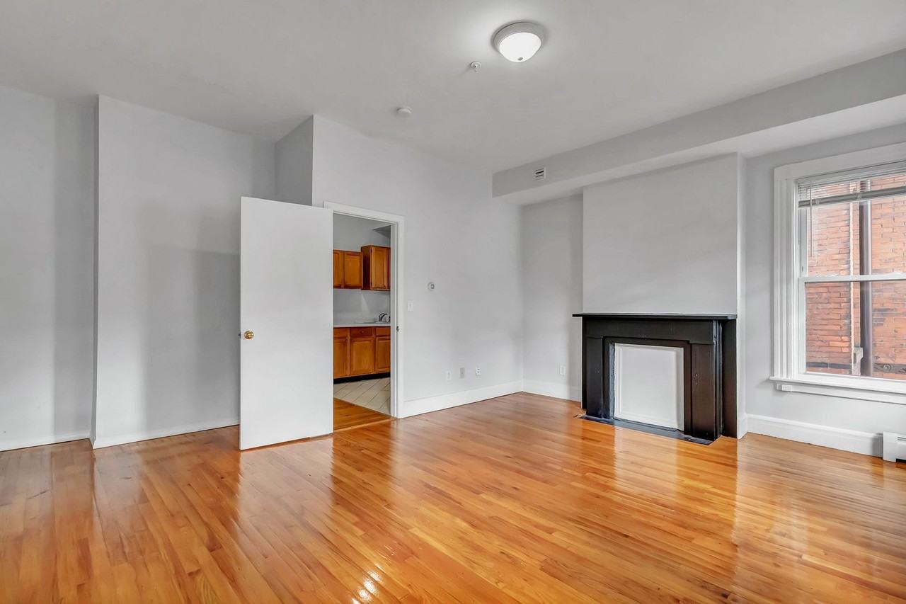 170-172 Park Street - Photo 3 of 19