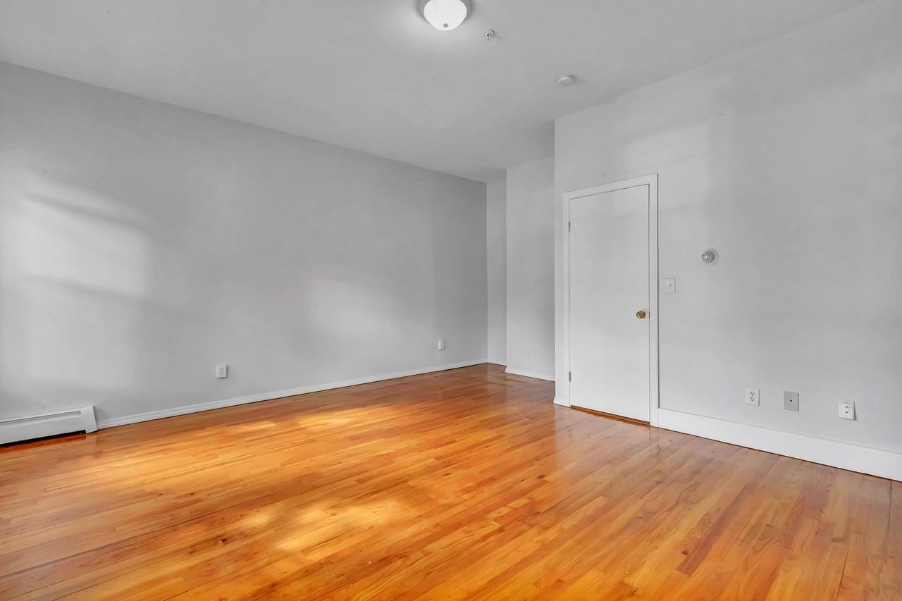 170-172 Park Street - Photo 5 of 19